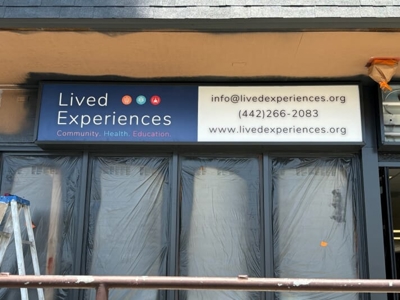 Building Signs Photo